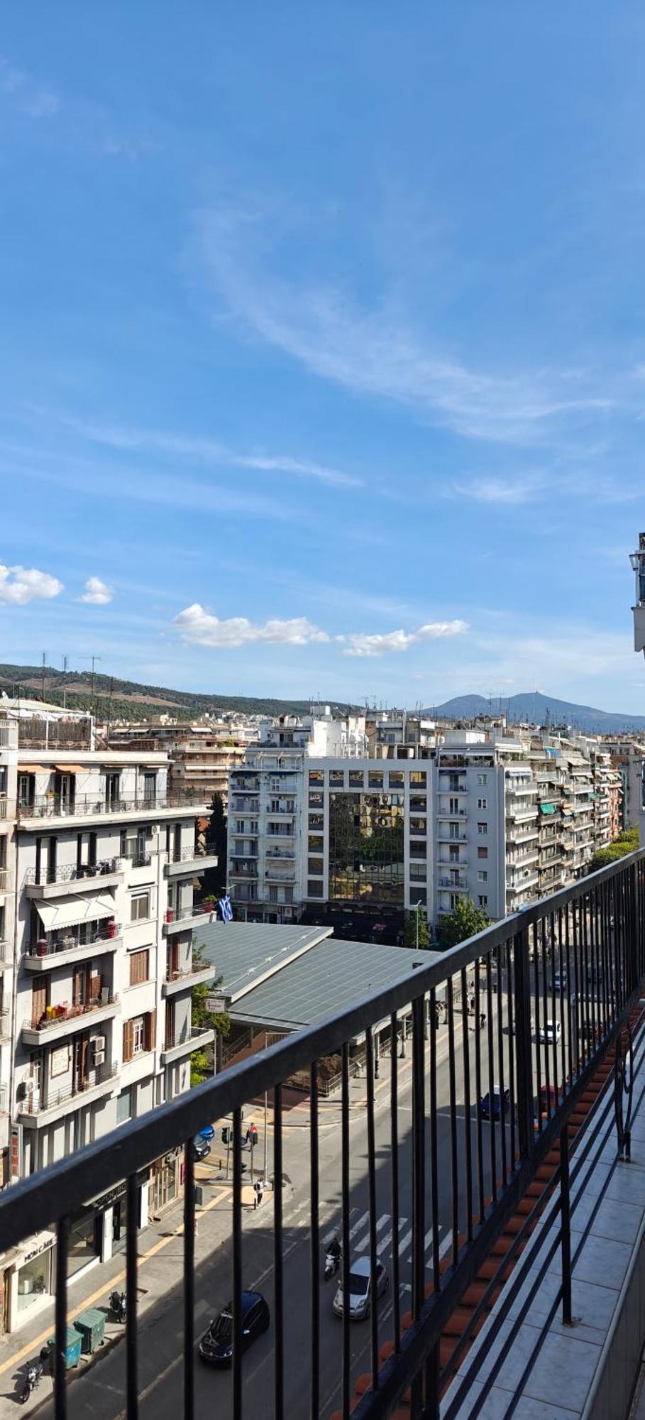 Gnaios Penthouse Apartment Thessaloníki Luaran gambar